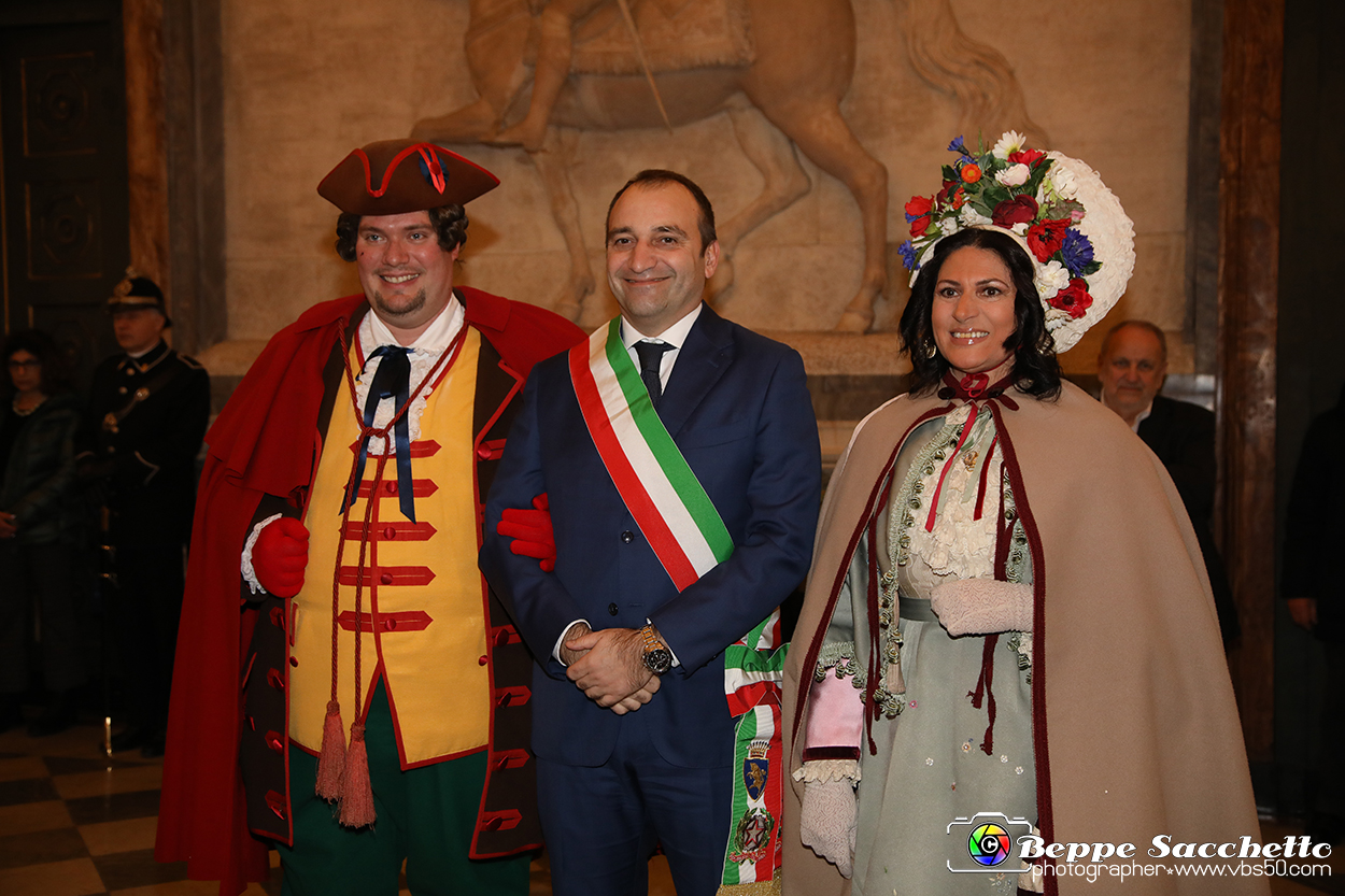 VBS_3537 - Investitura Ufficiale Gianduja e Giacometta Famija Turineisa - Carnevale di Torino 2024.jpg